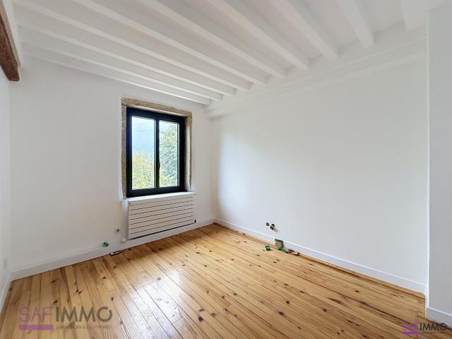Maison 5 pièces, 136 m² à louer à Chaponost 69630