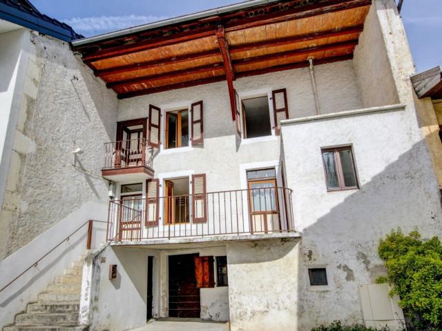 Maison 5 pièces 136 m² avec grange de 86 m²