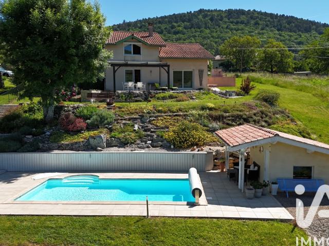 Maison 5 pièces 137 m²