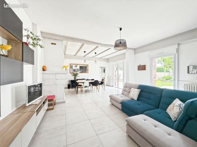 Maison 5 pièces 137 m²