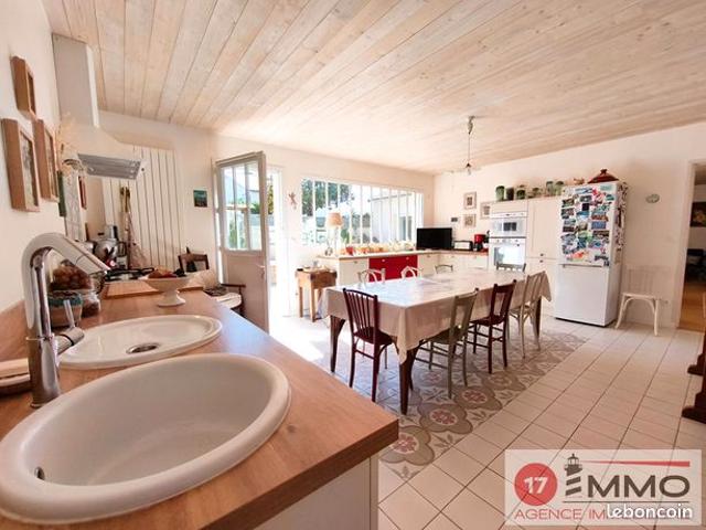 Maison 5 pièces 137 m²