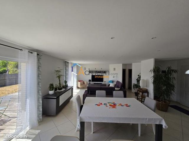 Maison 5 pièces 137 m²