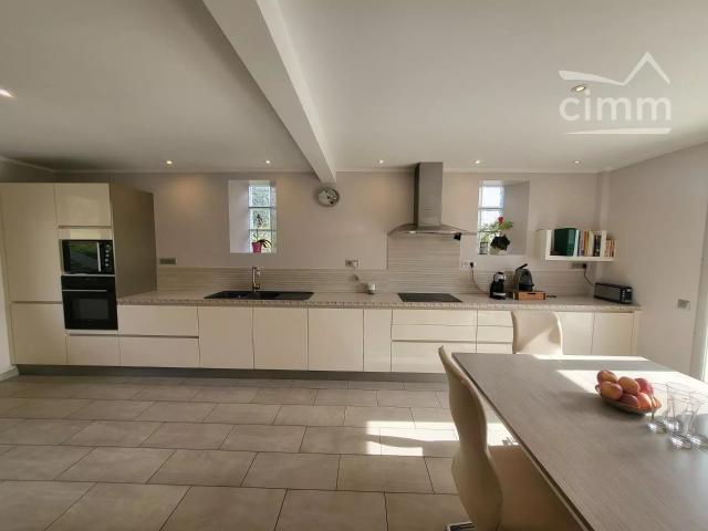 Maison 5 pièces 137 m²