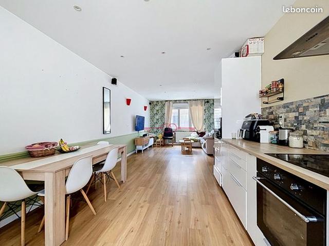 Maison 5 pièces 137 m²