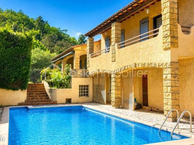 Maison 5 pièces 137 m²