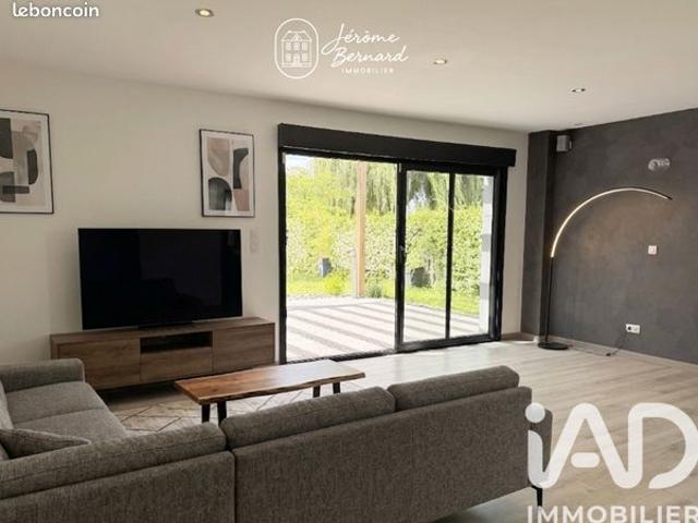 Maison 5 pièces 137 m²