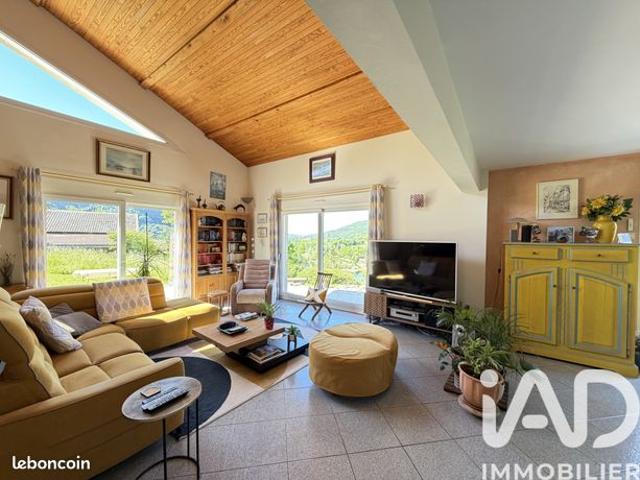 Maison 5 pièces 137 m²