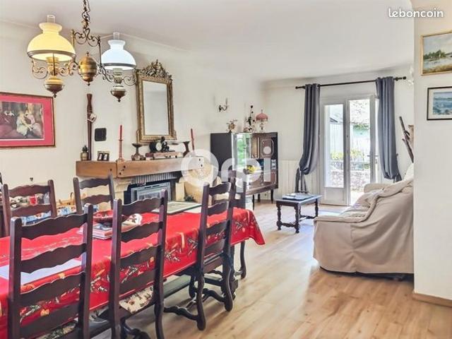 Maison 5 pièces 137 m²