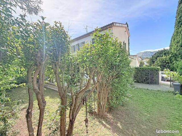 Maison 5 pièces 137 m²