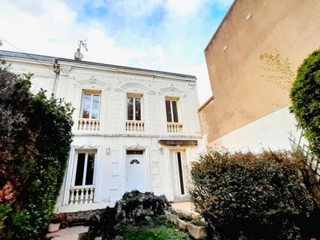 Maison 5 pièces 137 m²