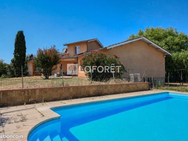 Maison 5 pièces 137 m²