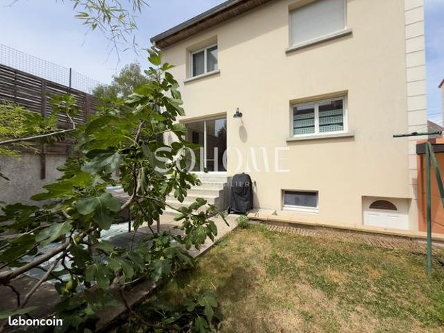 Maison 5 pièces 137 m²