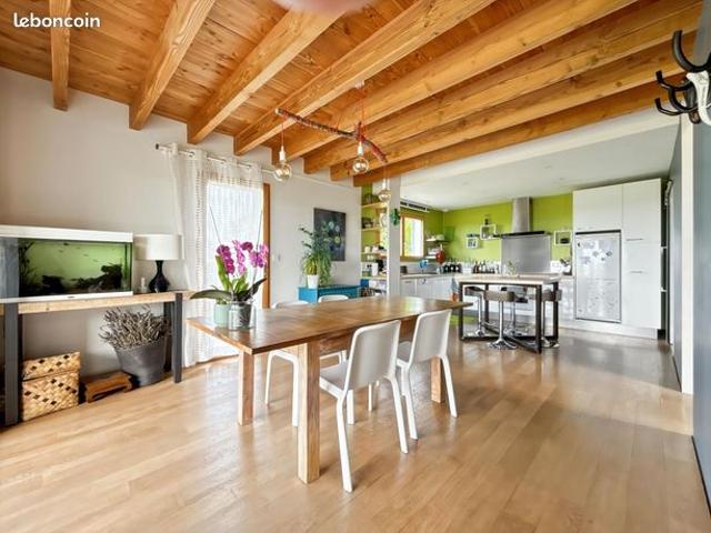 Maison 5 pièces 137 m²