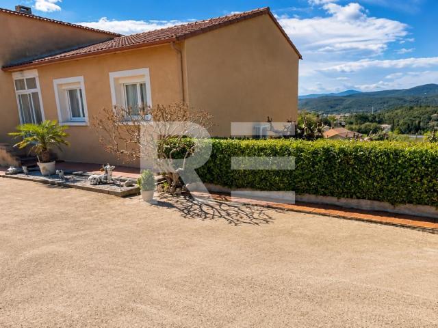 Maison 5 pièces 137 m²