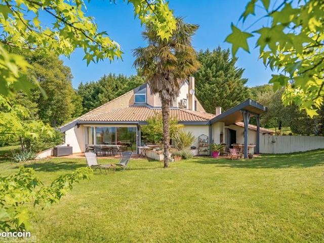 Maison 5 pièces 137 m²