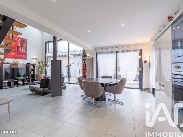 Maison 5 pièces 137 m²