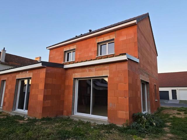 Maison 5 pièces, 137 m² à louer à Le Mans 72000