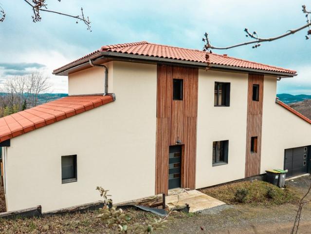 Maison 5 pièces 137 m² SAINT MAURICE 63270 405 000 euros