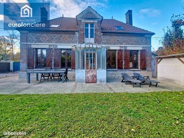Maison 5 pièces 138 m²