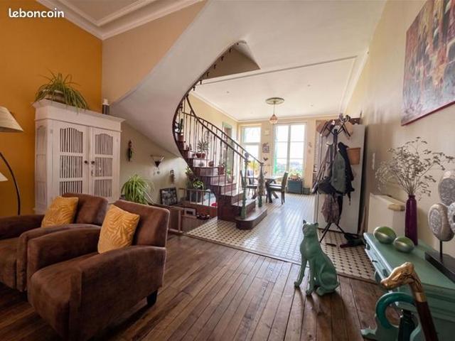 Maison 5 pièces 138 m²
