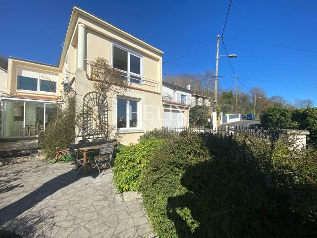 Maison 5 pièces 138 m²