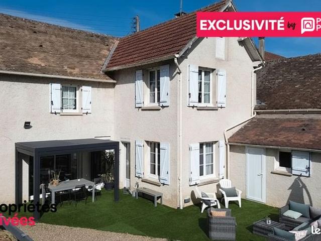 Maison 5 pièces 138 m²