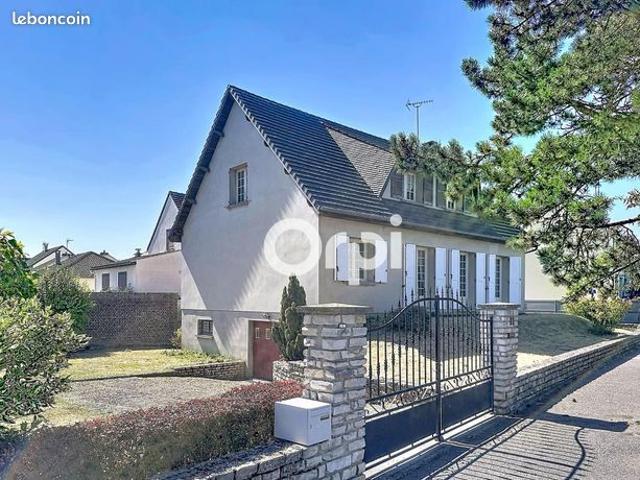 Maison 5 pièces 138 m²