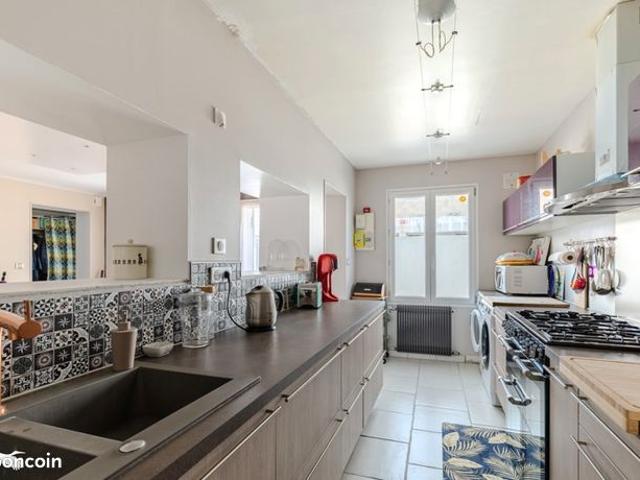 Maison 5 pièces 138 m²