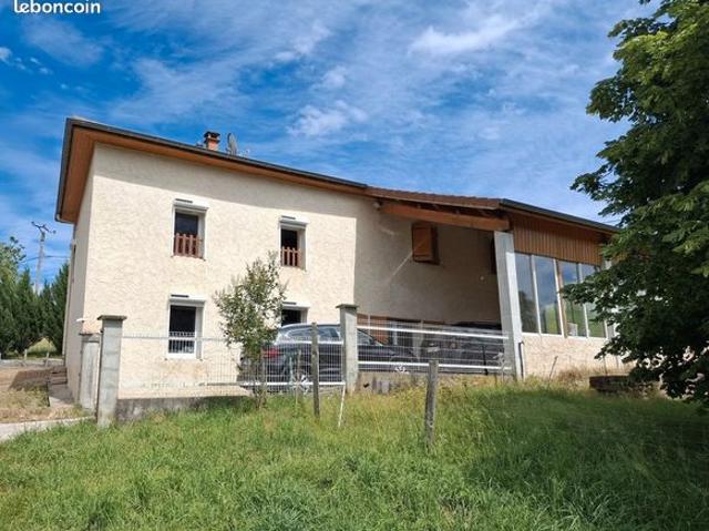 Maison 5 pièces 138 m²