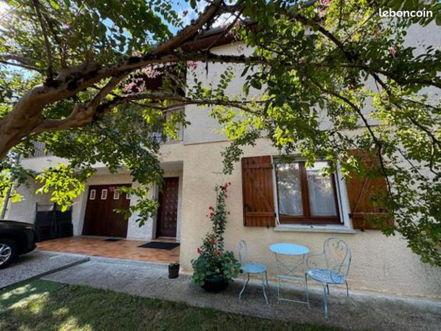 Maison 5 pièces 138 m²