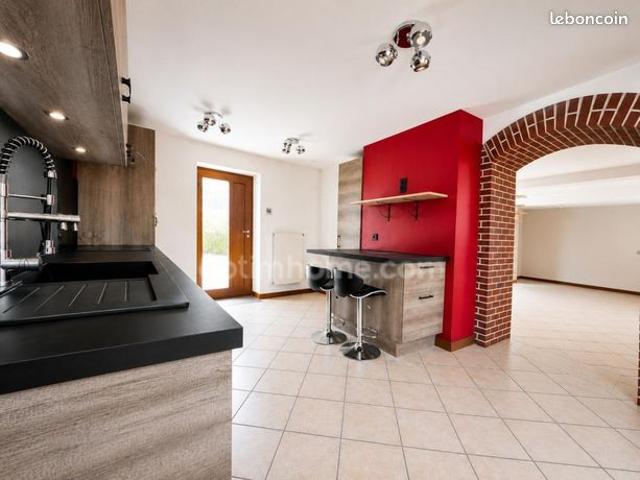 Maison 5 pièces 138 m²