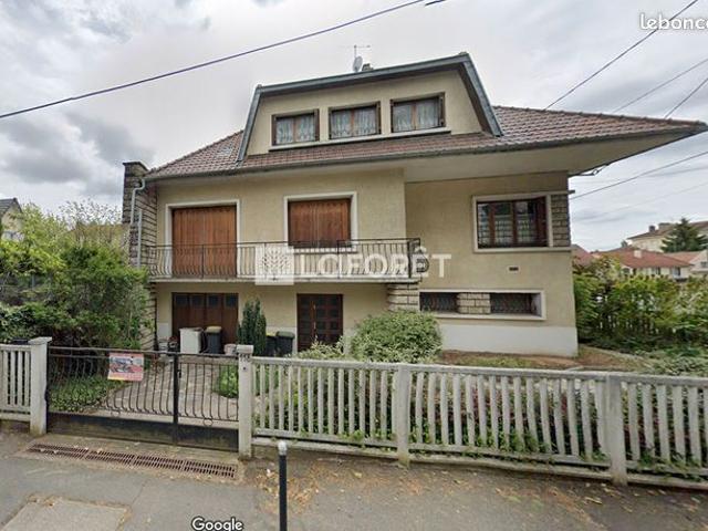 Maison 5 pièces 138 m²