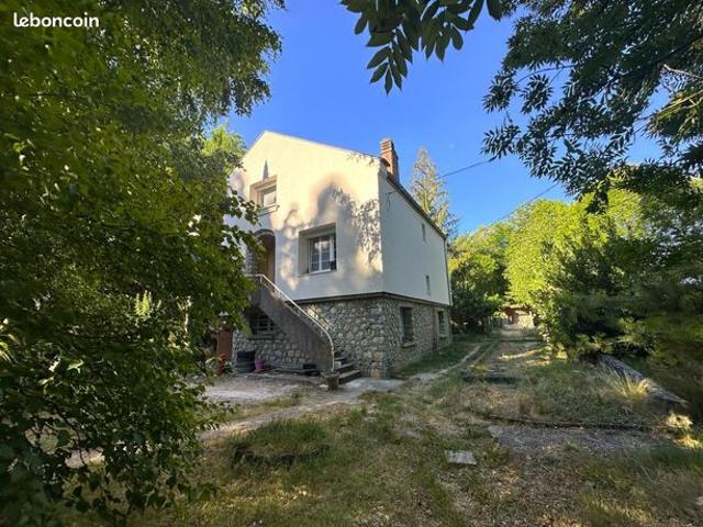 Maison 5 pièces 138 m²