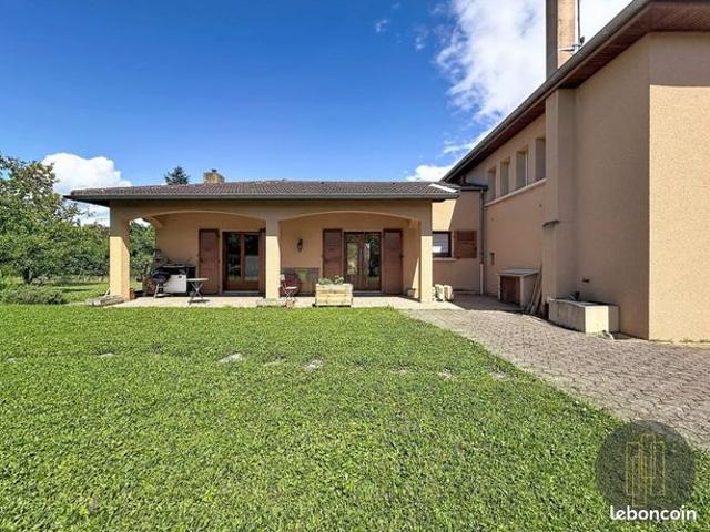 Maison 5 pièces 138 m²