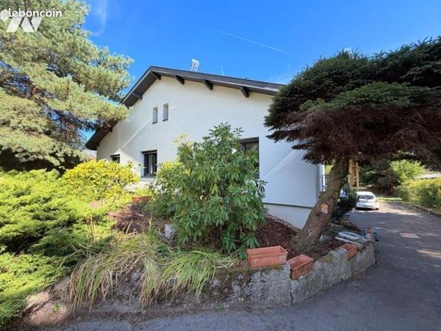 Maison 5 pièces 138 m²