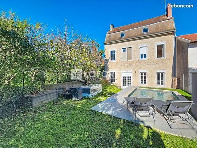 Maison 5 pièces 138 m²