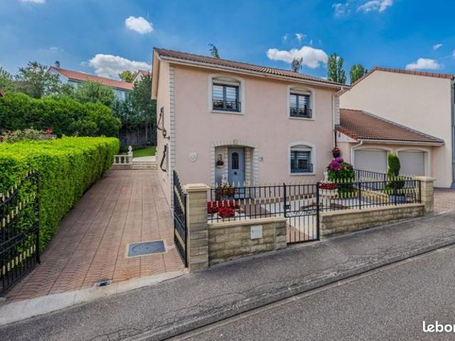 Maison 5 pièces 130 m²