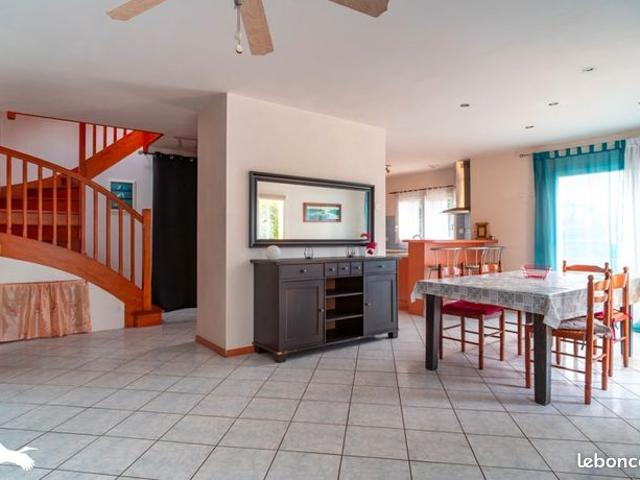 Maison 5 pièces 130 m²