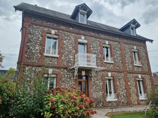 Maison 5 pièces 130 m²