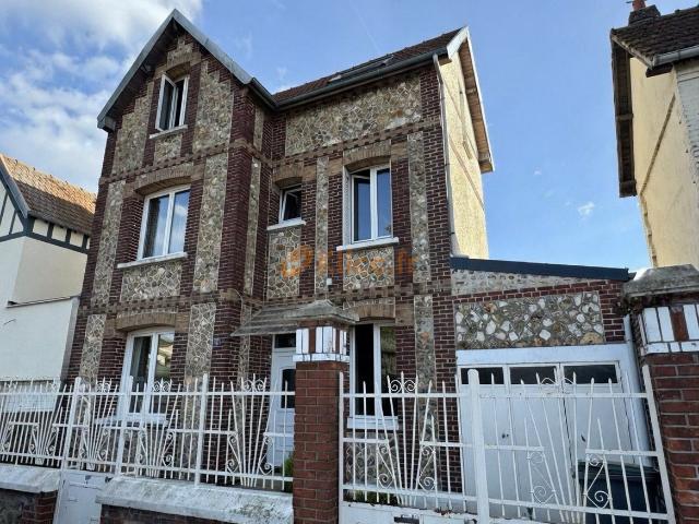 Maison 5 pièces 130 m²
