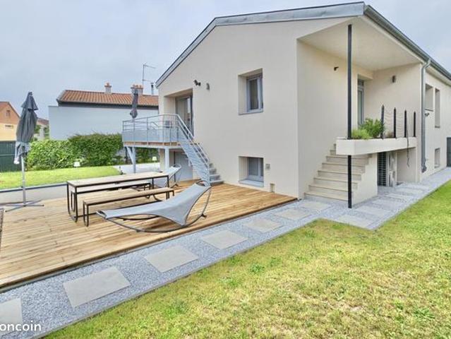 Maison 5 pièces 130 m²