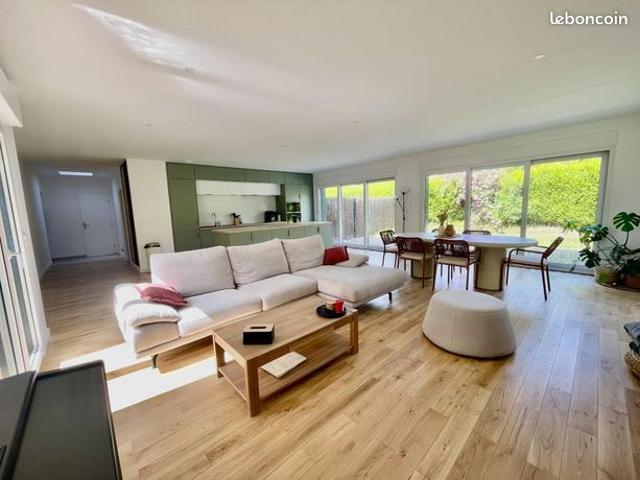 Maison 5 pièces 130 m²