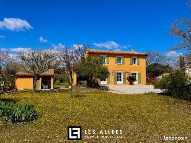 Maison 5 pièces 130 m²