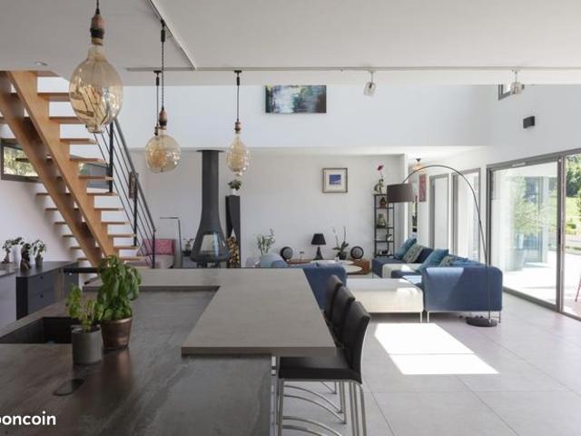 Maison 5 pièces 130 m²