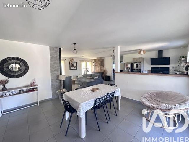 Maison 5 pièces 130 m²