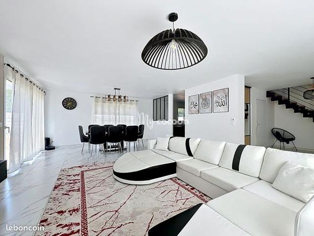 Maison 5 pièces 130 m²