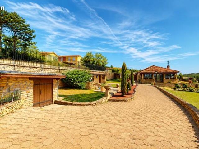Maison 5 pièces 130 m²