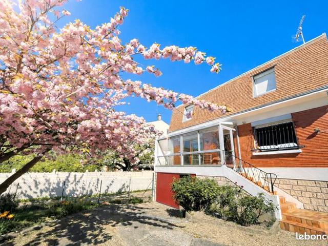 Maison 5 pièces 130 m²