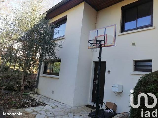 Maison 5 pièces 130 m²