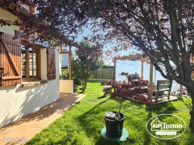 Maison 5 pièces 130 m²